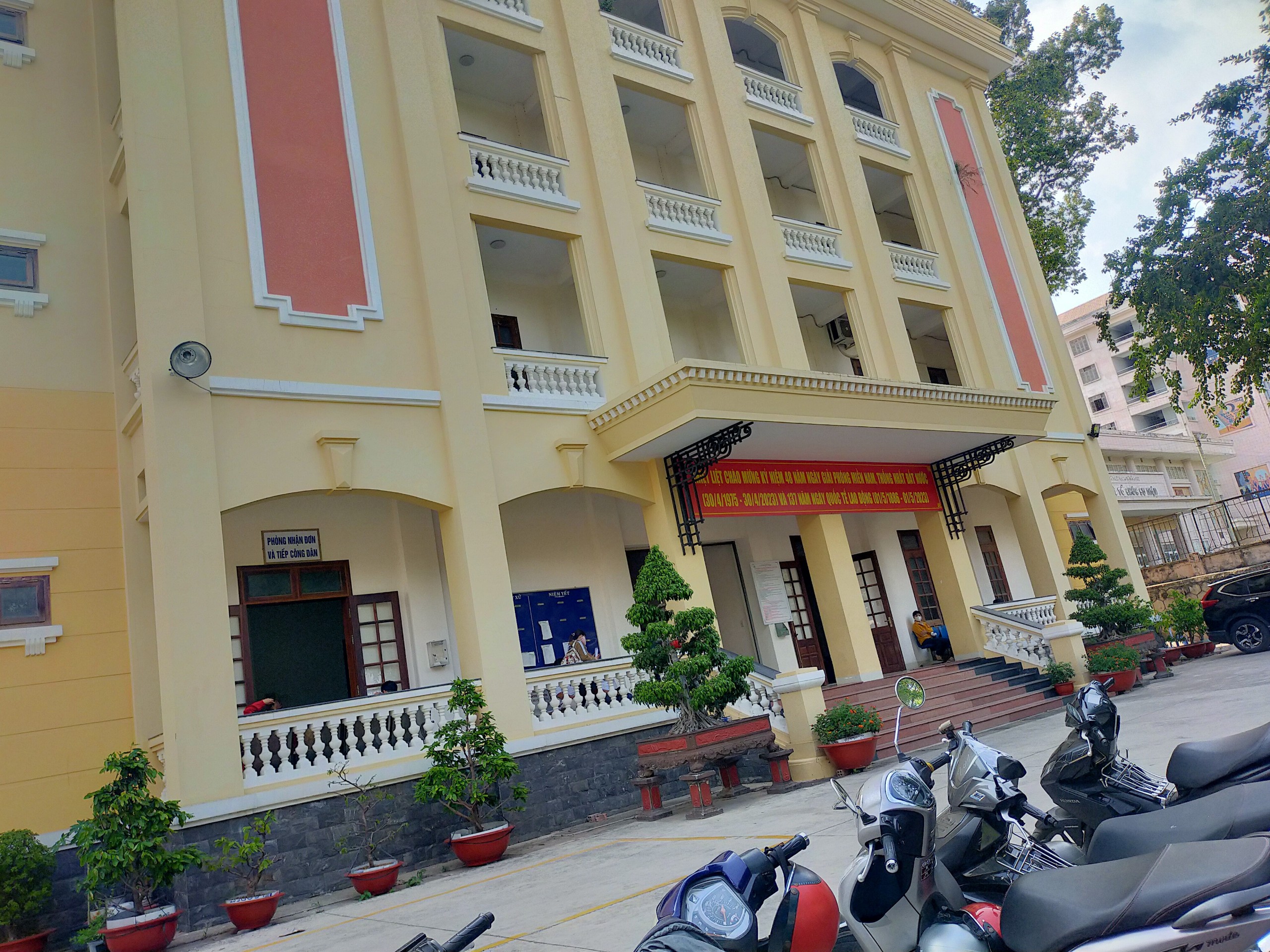 Bên mua bỏ cọc nhưng chủ nhà không thể bán đất vì hợp đồng đặt cọc đã công chứng